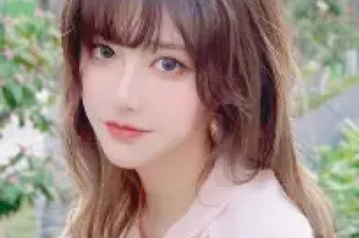 短短不到四十八小时四个大瓜接连曝出本山隐退遗嘱曝光黄晓明白鹭这事太意外